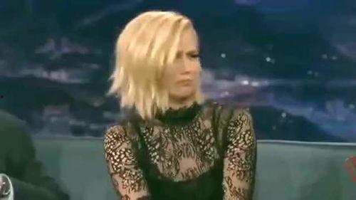 中国明星在外国持枪